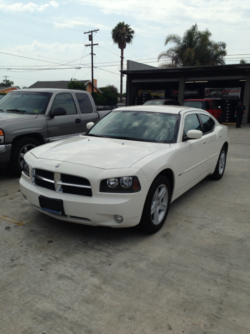 2010 Dodge Charger 3.2