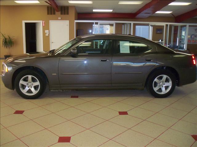 2010 Dodge Charger 8 Cyl