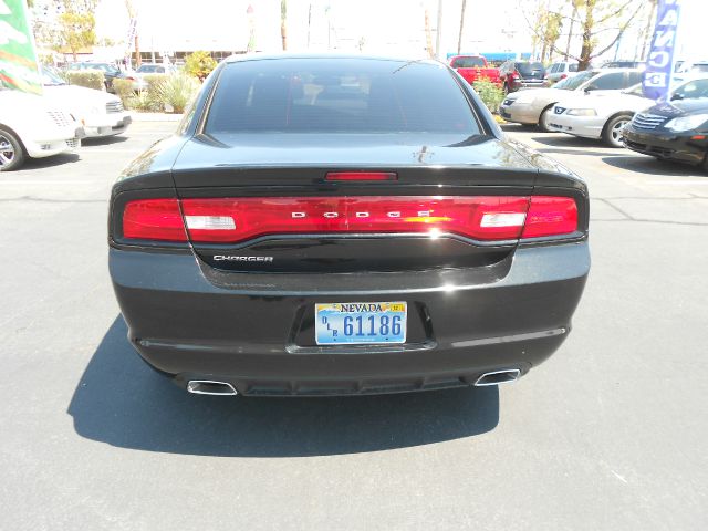 2011 Dodge Charger SE