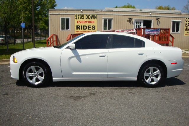 2011 Dodge Charger SE