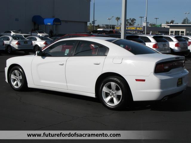 2011 Dodge Charger SE