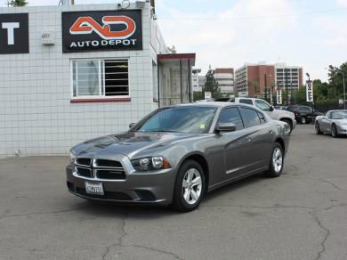 2011 Dodge Charger SE