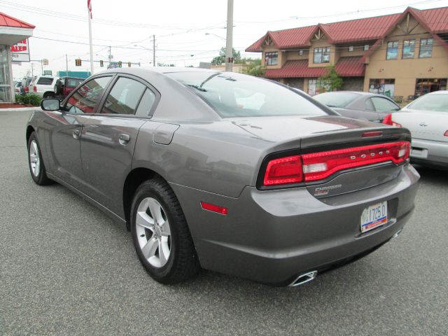 2011 Dodge Charger SE