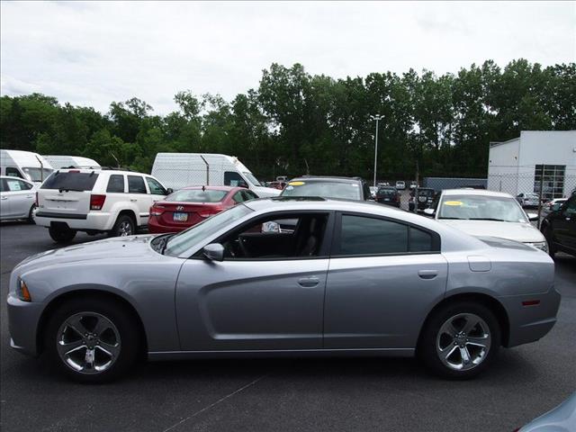 2011 Dodge Charger SE