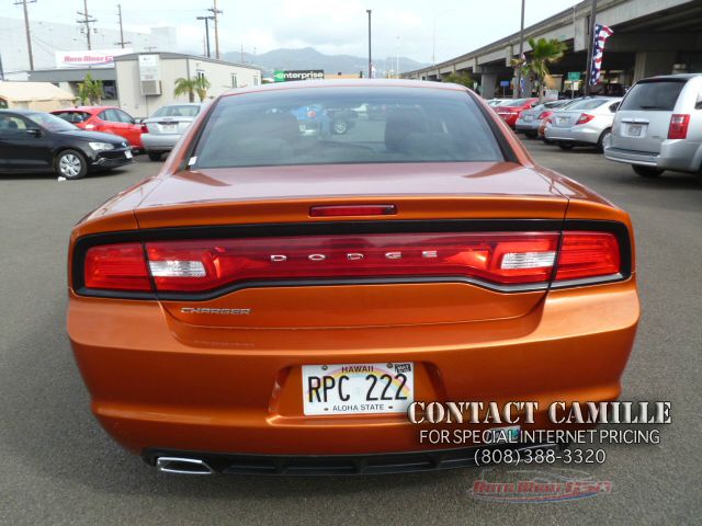 2011 Dodge Charger SE