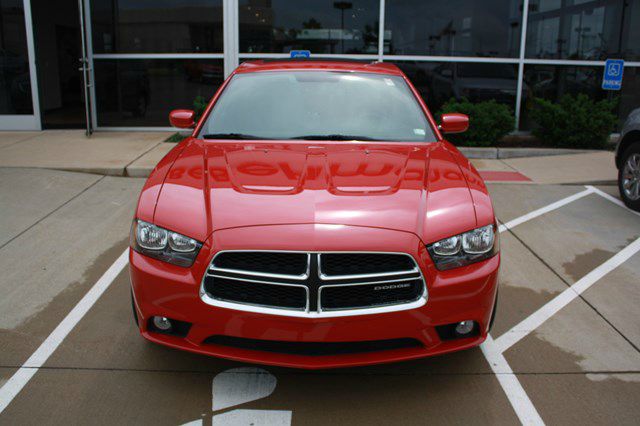 2011 Dodge Charger Sport -5 Speed-stick-4x4