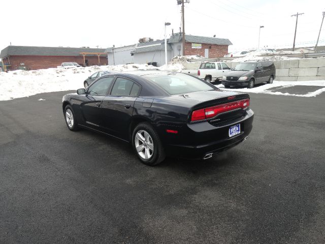 2011 Dodge Charger SE