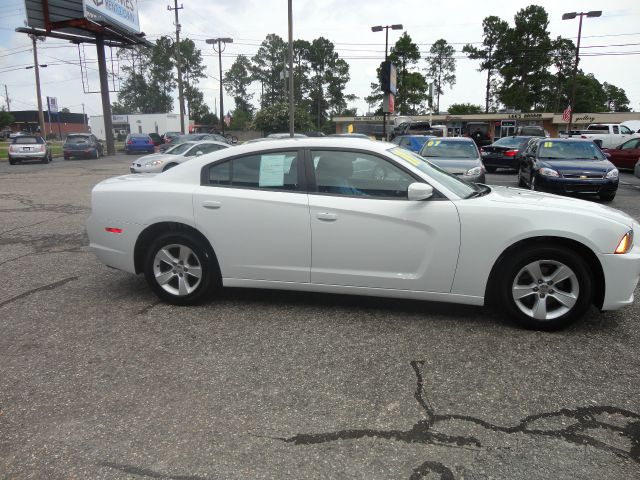 2011 Dodge Charger SE