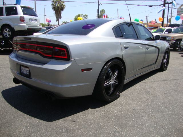 2011 Dodge Charger SE