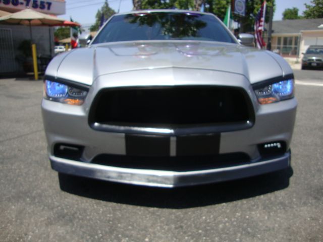 2011 Dodge Charger SE