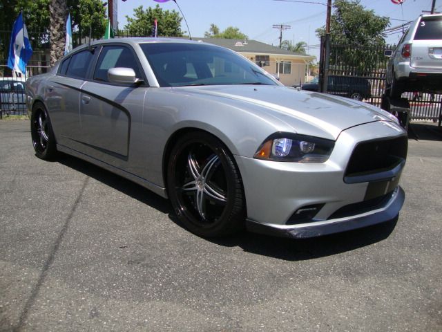 2011 Dodge Charger SE