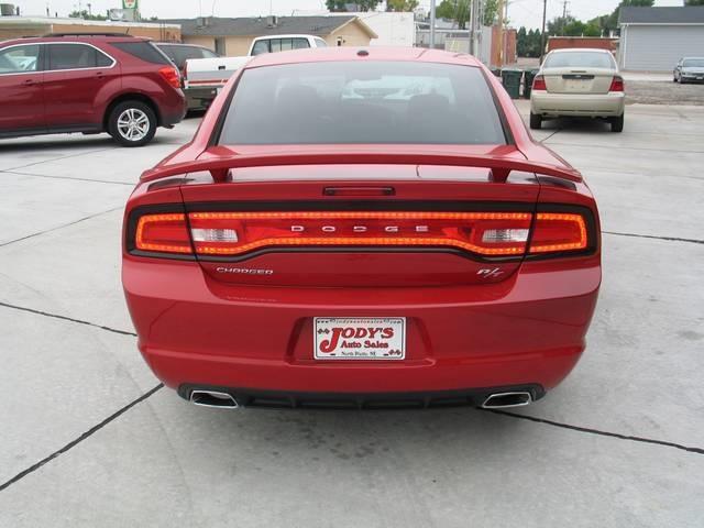 2012 Dodge Charger 1500 Club Coupe Short Bed