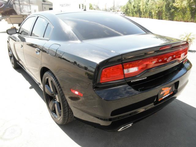 2012 Dodge Charger SE