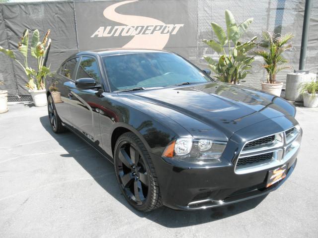 2012 Dodge Charger SE