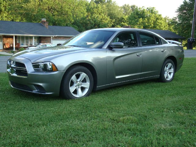 2012 Dodge Charger SE