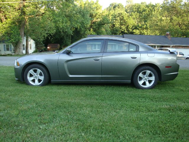 2012 Dodge Charger SE