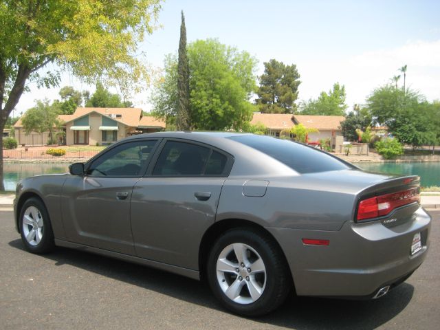 2012 Dodge Charger SE