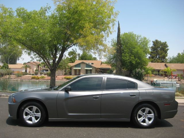 2012 Dodge Charger SE