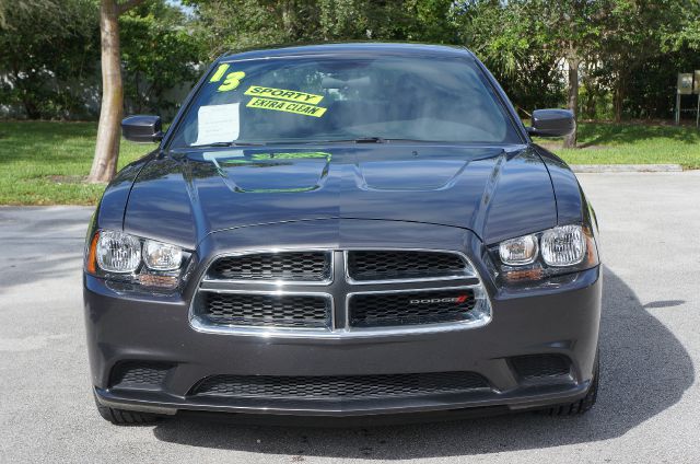 2013 Dodge Charger SE