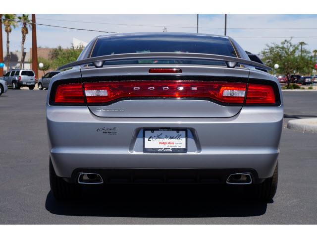 2013 Dodge Charger SE