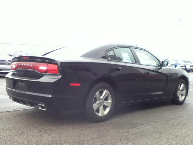 2013 Dodge Charger SE