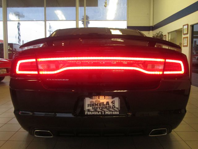 2013 Dodge Charger SE