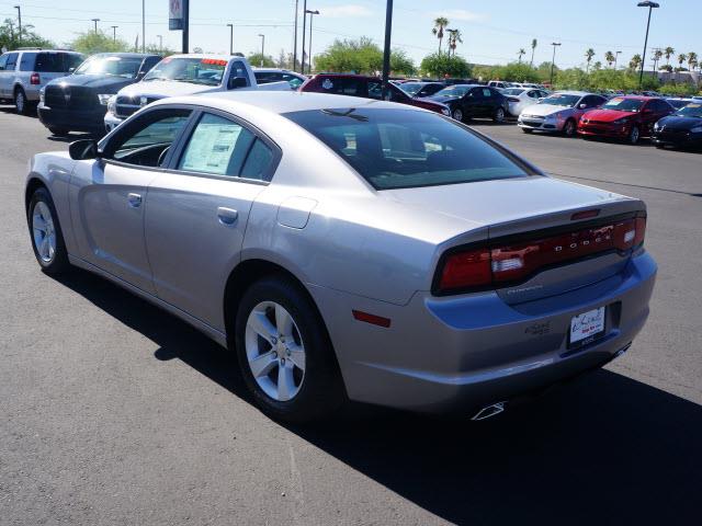 2013 Dodge Charger SE