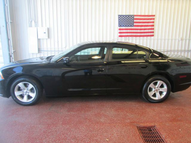 2013 Dodge Charger SE