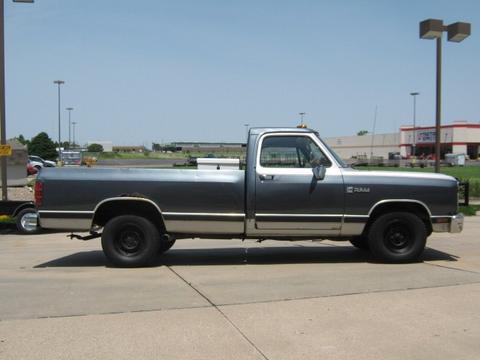 1988 Dodge D100 Pickup Base