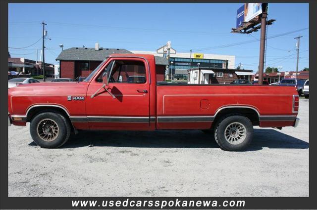 1985 Dodge D150 Pickup Base