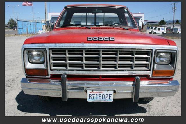 1985 Dodge D150 Pickup Base