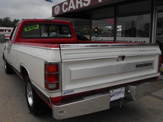 1987 Dodge D150 Pickup 4wd