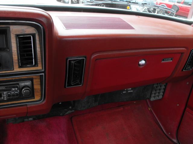 1987 Dodge D150 Pickup 4wd