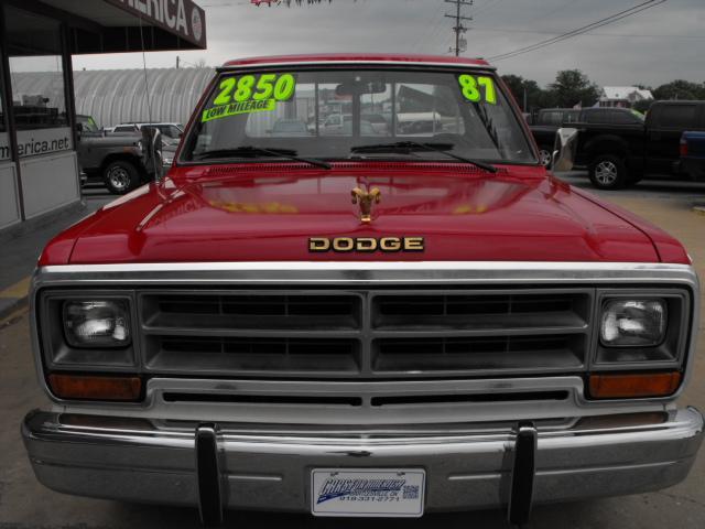 1987 Dodge D150 Pickup 4wd