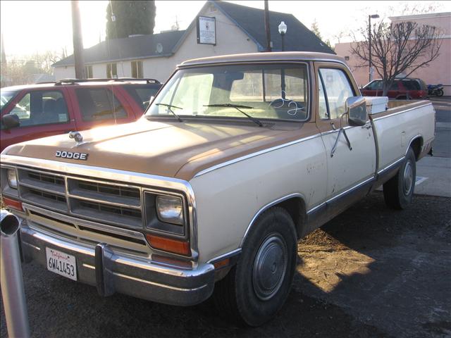 1986 Dodge D250 Pickup Base