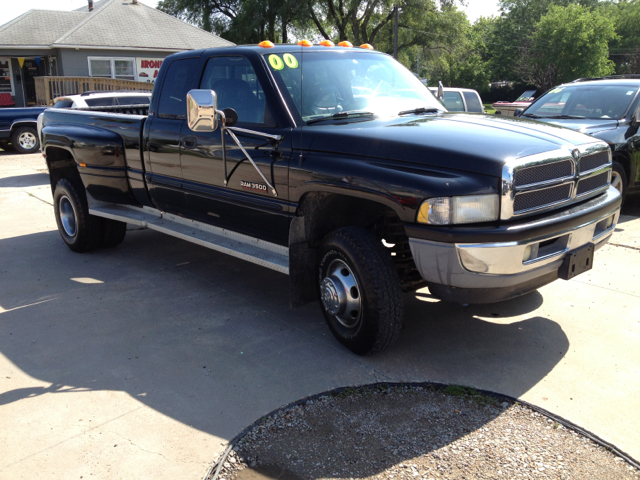 2000 Dodge D350 Pickup SLT