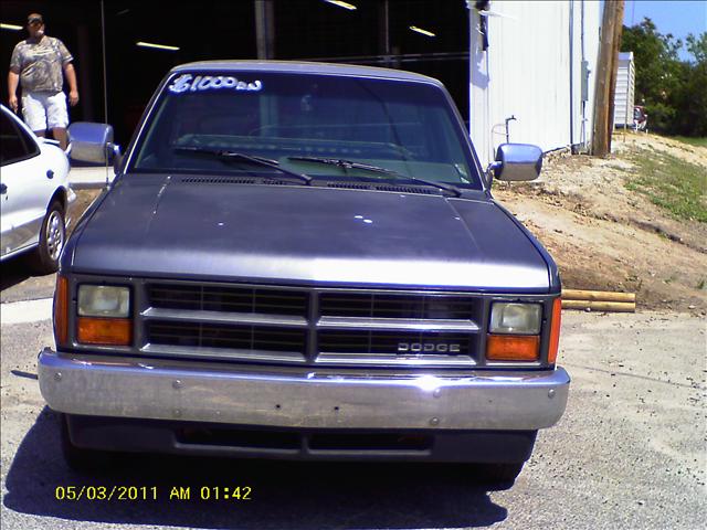 1988 Dodge Dakota Base