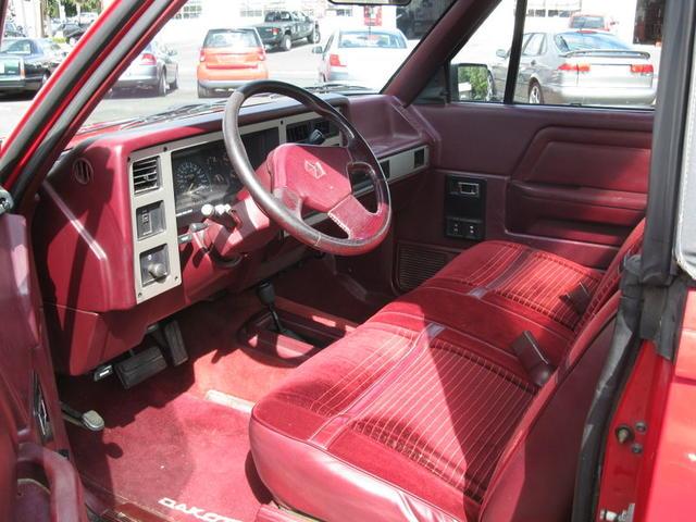 1989 Dodge Dakota Ram 3500 Diesel 2-WD