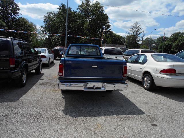 1990 Dodge Dakota Lariat 4D Crew Cab Truck