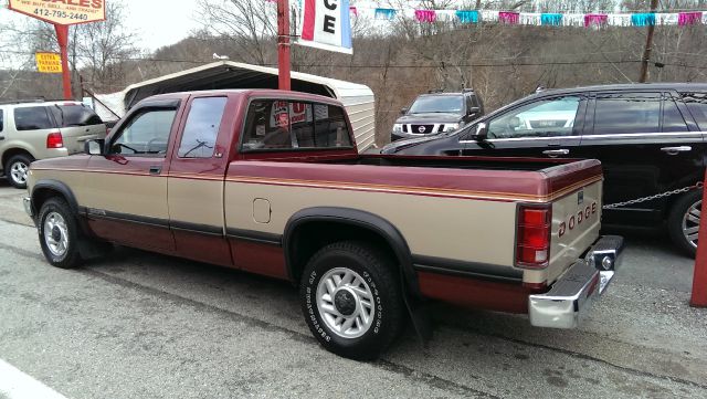 1993 Dodge Dakota Hybrid Sedan 4D