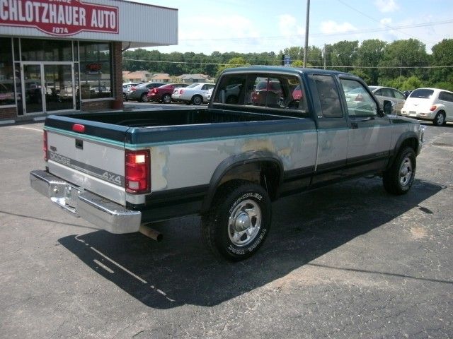 1995 Dodge Dakota SXT Ext Cab