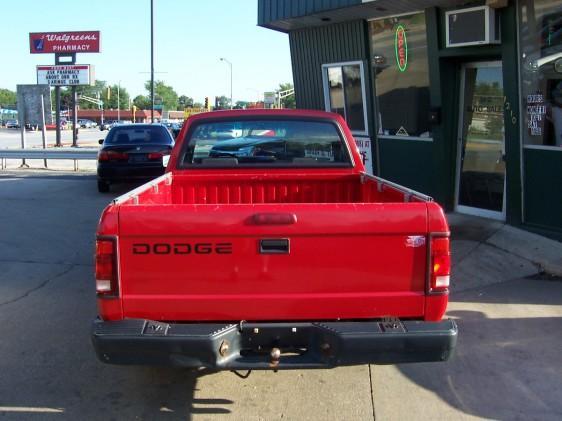 1996 Dodge Dakota Base