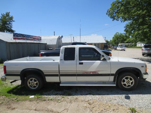 1996 Dodge Dakota Premier 4x4 SUV