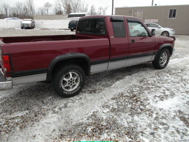 1996 Dodge Dakota Premier 4x4 SUV