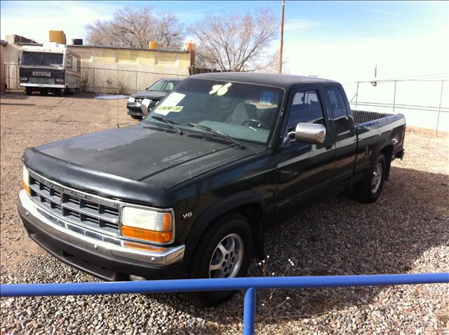 1996 Dodge Dakota Base