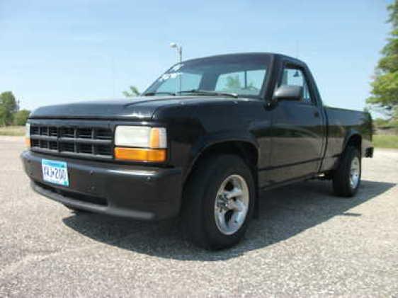 1996 Dodge Dakota Base