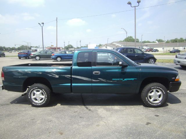 1997 Dodge Dakota 2dr Sport Coupe AMG