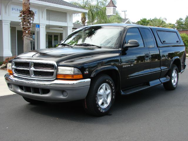 1997 Dodge Dakota Premier 4x4 SUV