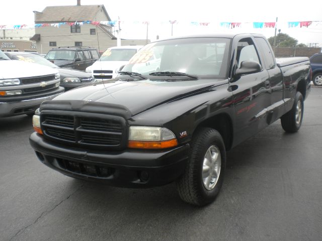 1997 Dodge Dakota Premier 4x4 SUV