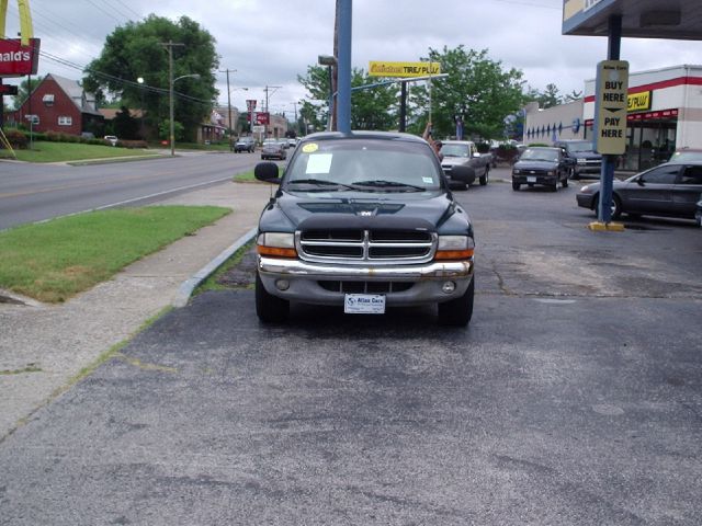 1997 Dodge Dakota Premier 4x4 SUV